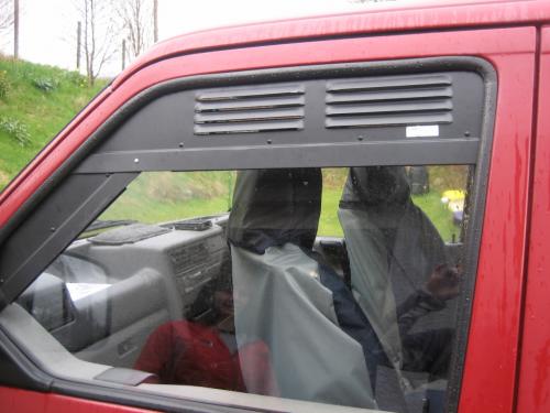 rubber mounted van windows